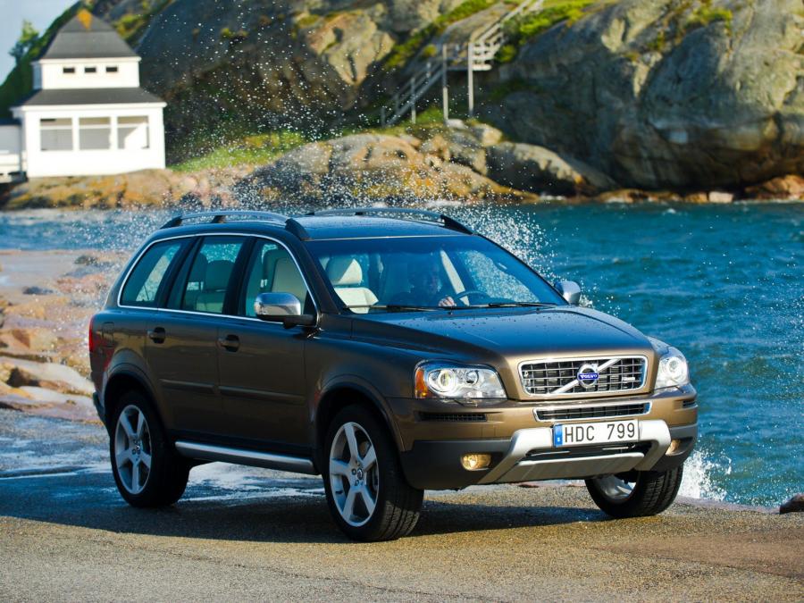  Volvo XC90 R-Design 2009 года  (фото 7 из 8)